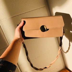 Baguette shoulder bag